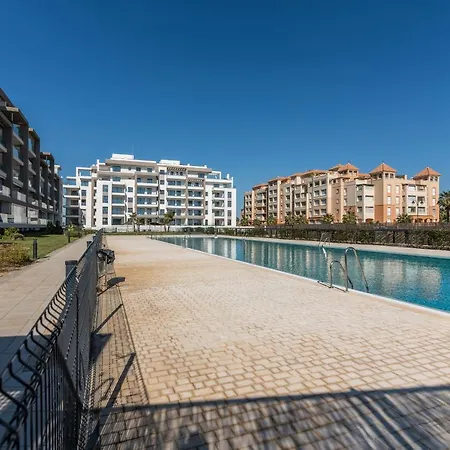 Flamencos Luxury By H Apartman *