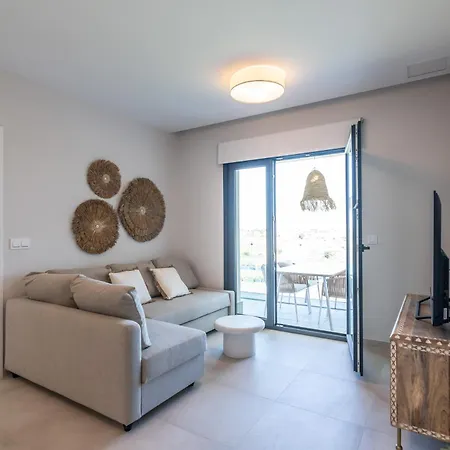 Flamencos Luxury By H Apartman